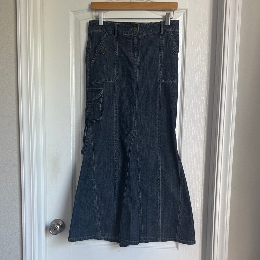 Laundry By Shelli Segal Dark Blue Flared Denim Skirt
